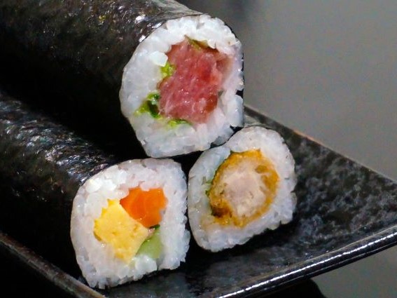 A photo of Chu-maki