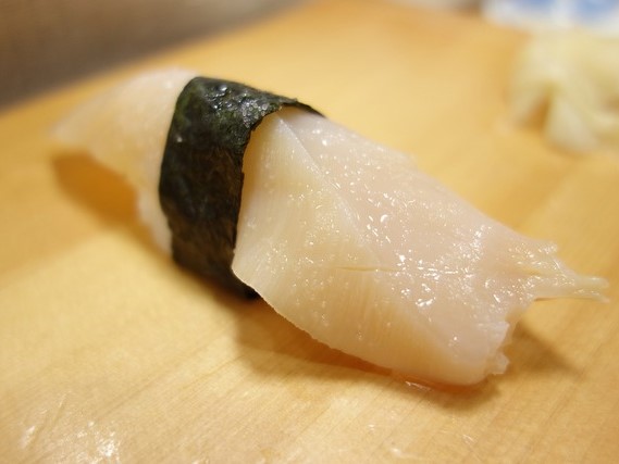 A photo of Shiromiru nigiri