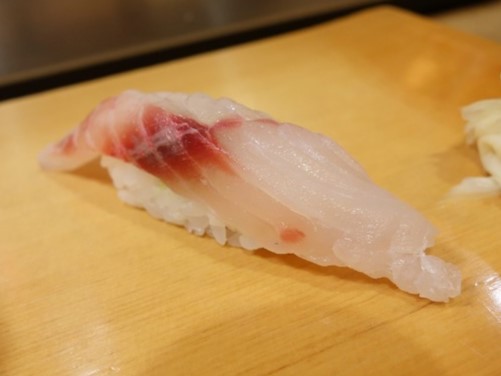 A photo of Whitesaddle goatfish (Houraihimeji) nigiri