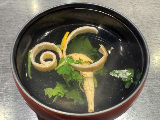 A photo of kimosui