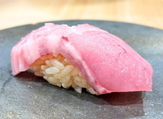 A photo of Pale ruby snapper (Ookuchihamadai) nigiri sushi