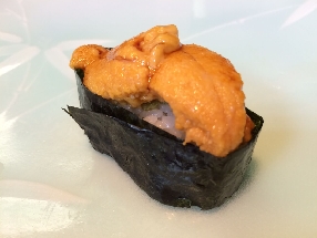 Northern sea urchin (Kitamurasaki uni)