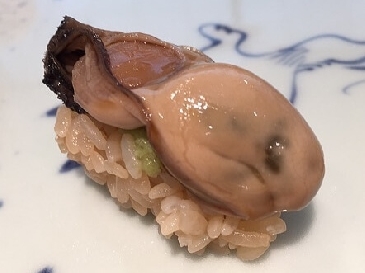 牡蛎寿司的照片