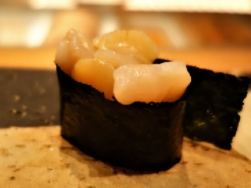 蛤蜊肉寿司的照片