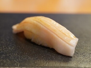 A photo of Mekajiki nigiri 