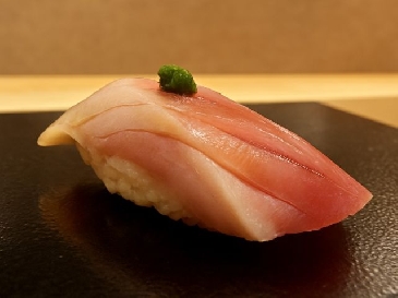 扁舵鲣 (Hirasouda)