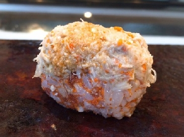 A photo of Female Zuwaigani nigiri sushi