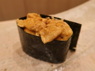 紅海膽壽司的照片