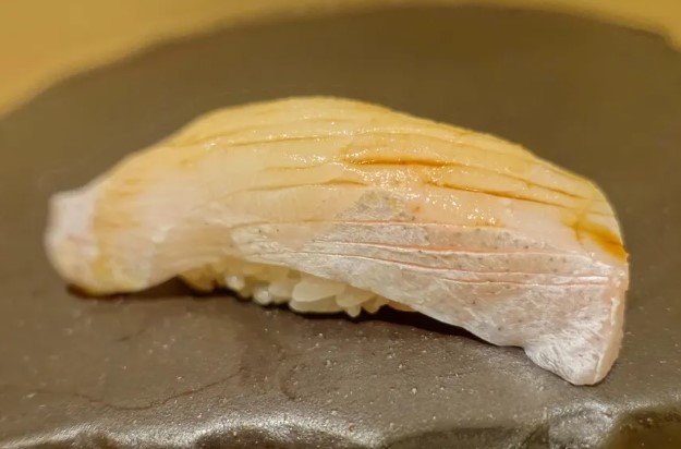 a photo of Managatsuo nigiri