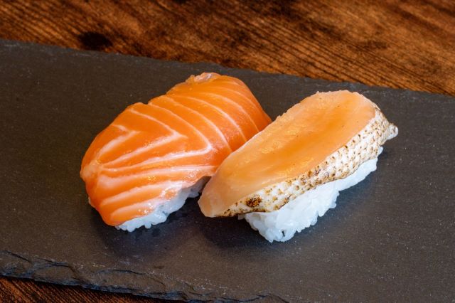 A photo of Salmon nigiri sushi