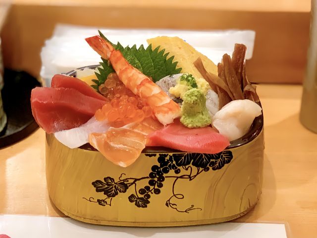 a photo of Chirashizushi