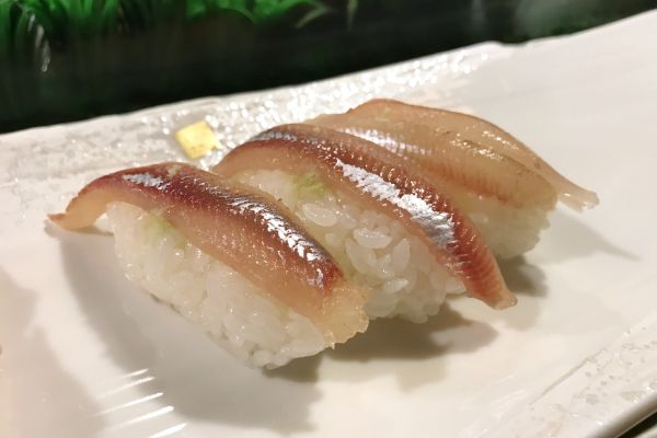 A photo of shishamo nigiri